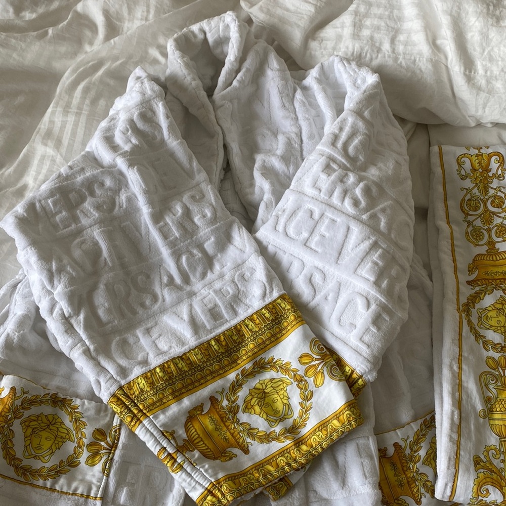 Versace robe